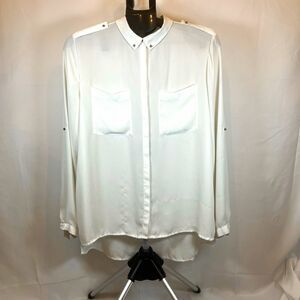 H&M Women’s Blouse White Button-Up Collared Long Sleeve Pockets Size 10